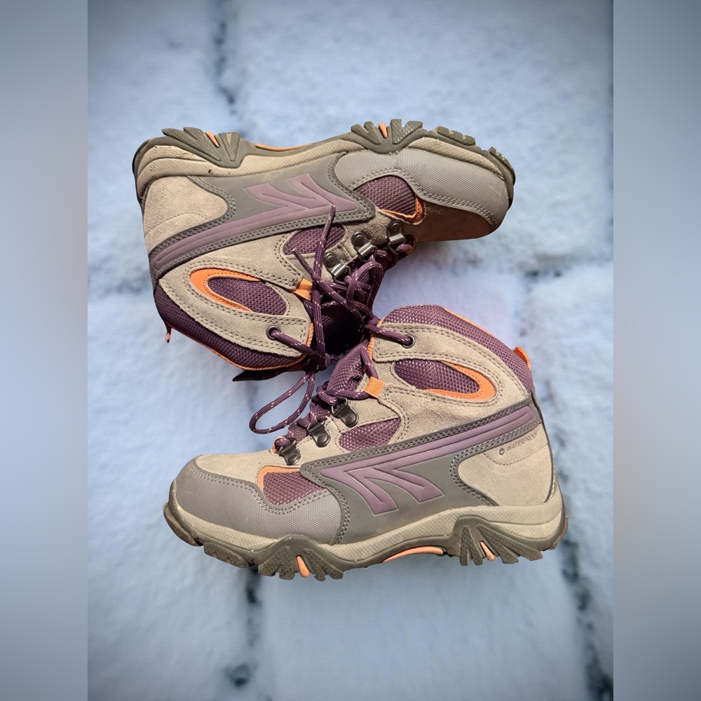 Hi-Tec Kids Boots in Purple and Tan